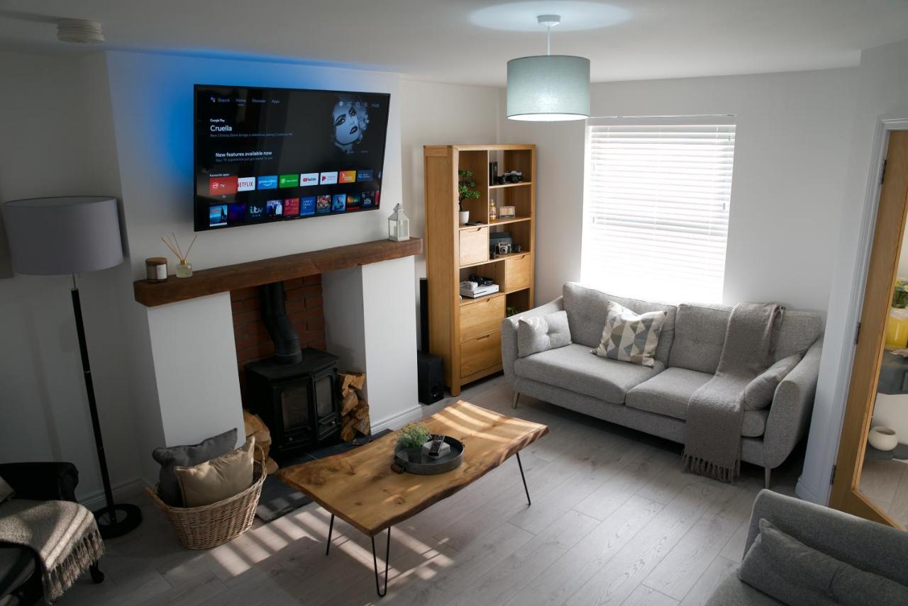 Modern 3 Bedroom Coastal Home Newry Buitenkant foto