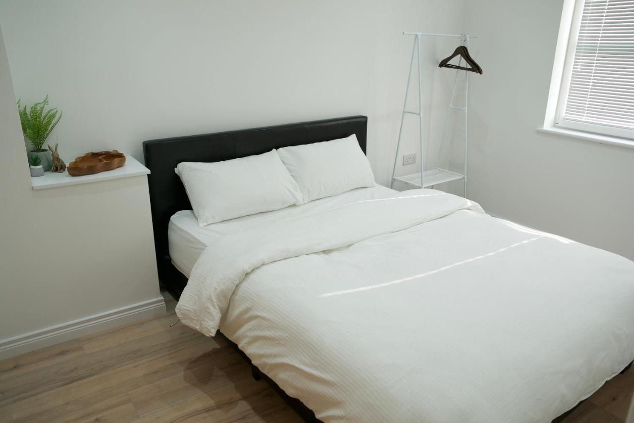 Modern 3 Bedroom Coastal Home Newry Buitenkant foto